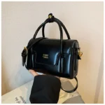 Elegant black Square Bag  