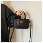 Retro high-end handbag - Image 2