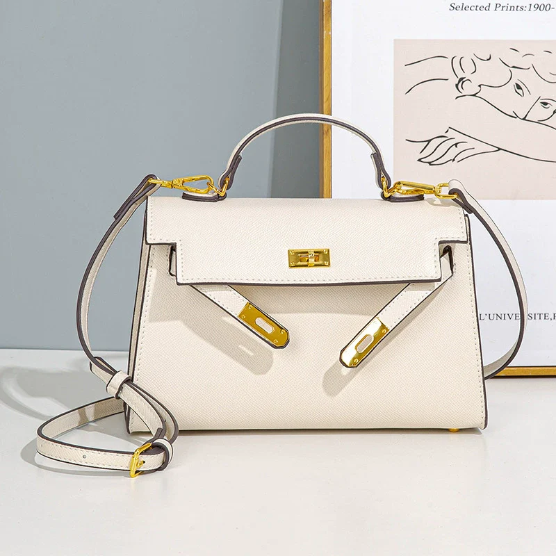 imgi_112_O1CN01jB74yN2IAGWr3lahB__2209194299245-0-cib_jpg Niche Design Luxury Handbag - Image 1